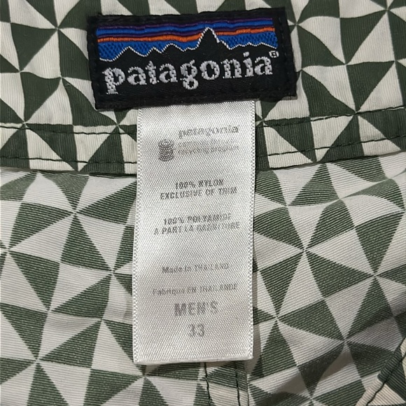 Patagonia green in wheel summer beach board shorts size 33 - Picture 4 of 7